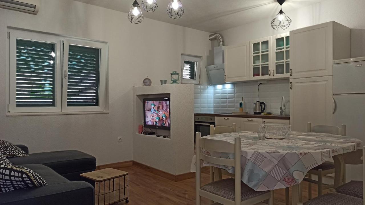 Apartments Zuzul - Trogir Exterior foto
